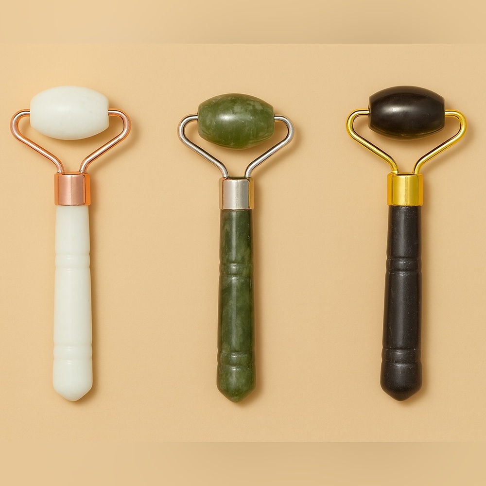 NIB | Betsy Johnson Facial Roller Set